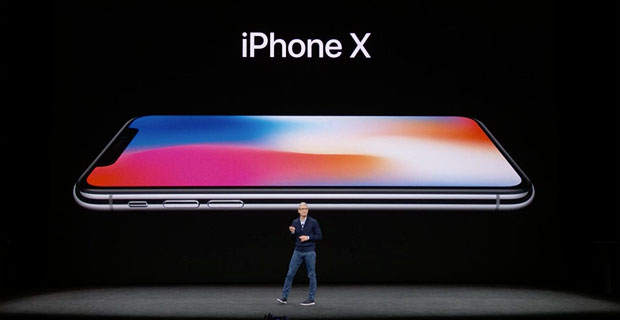 iPhone X  presented by Tim Cook