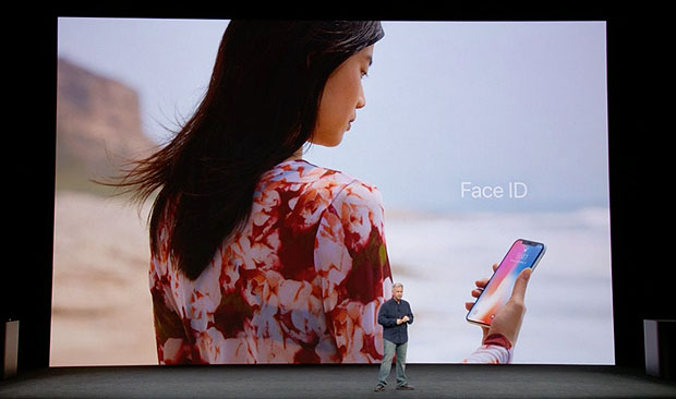 iPhone X Face ID presented by Phil Schiller